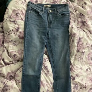 Levi’s 711 Skinny jeans
